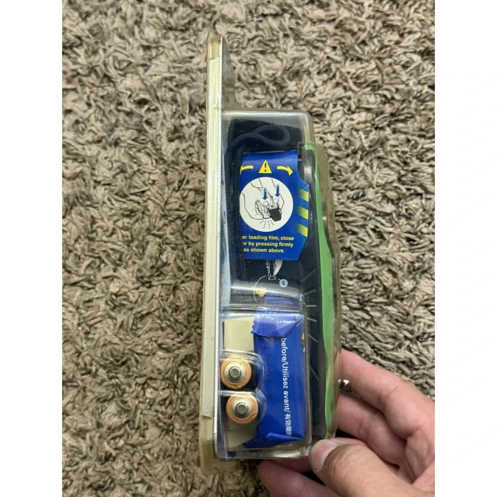 New Vintage Deadstock Sealed Polaroid I-Zone Camera – Instant Photos Green